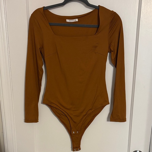 ReoRia Tops - ReoRia Tan Long Sleeve Bodysuit